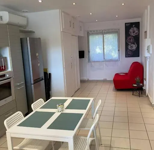 T3 Bord De - Ulysse Naturiste *